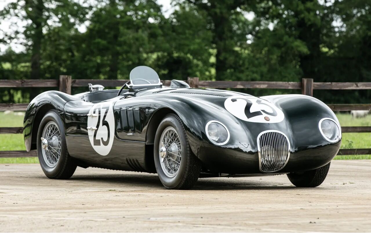 De Jaguar C-Type (XKC001 Re-creation) van Anthony Hamilton die naar de veiling gaat