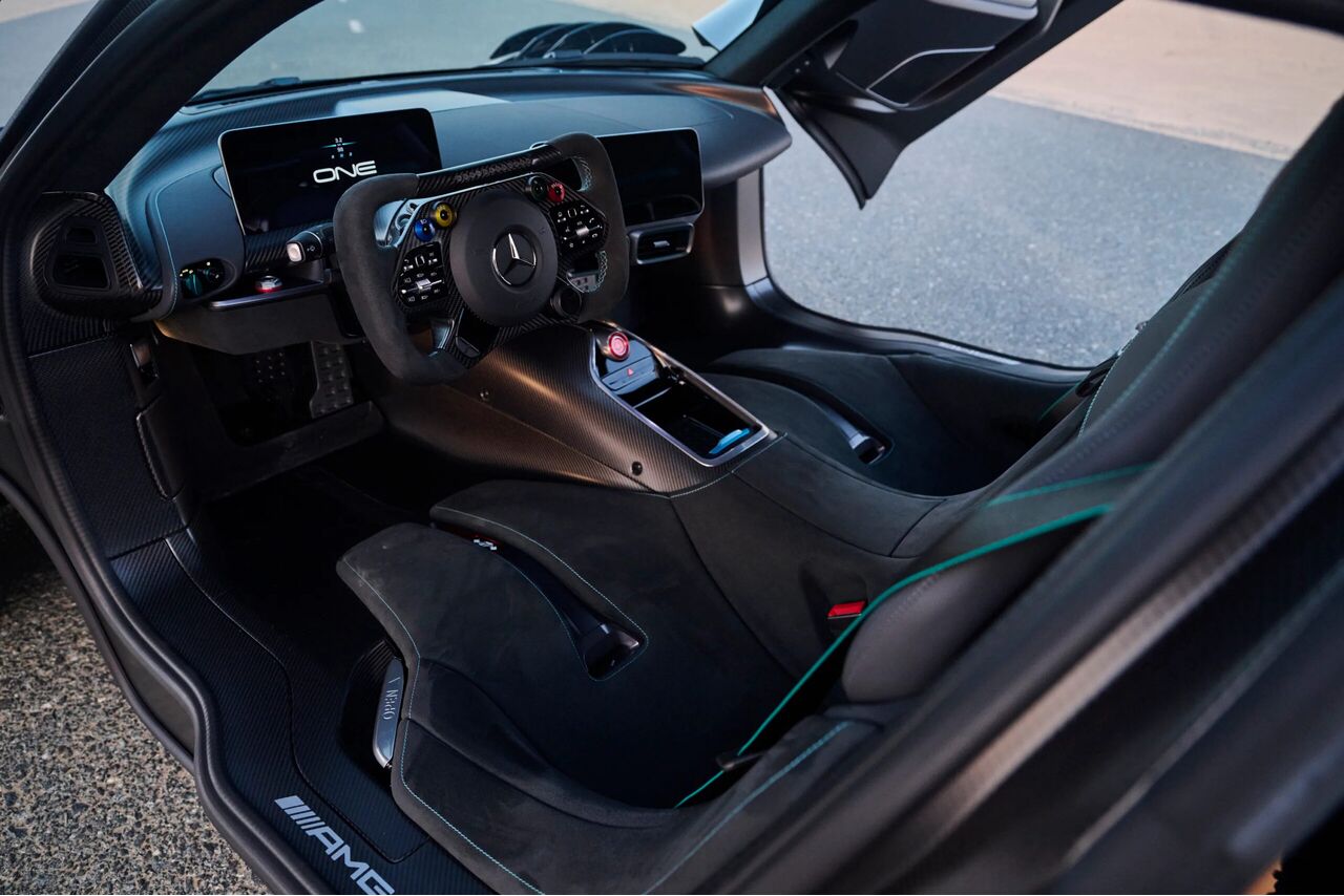 Het interieur van de Mercedes-AMG One