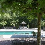 Nederlandse TV-producent Reinout Oerlemans haalt z'n villa in Laren uit de verkoop Pure Luxe