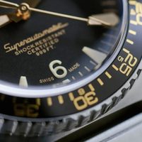 Jaws horloge