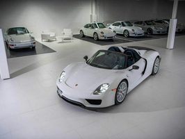 De White Collection: een unieke en indrukwekkende Porsche-verzameling
