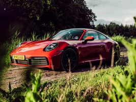 Porsche 911 992 Carrera Hertz Benelux auto verhuur Pure Luxe