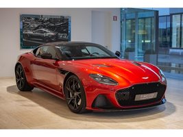Max Verstappen Aston Martin DBS