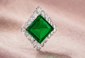 Aga Khan-broche Cartier