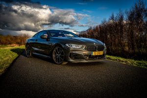 BMW M850i auto Pure Luxe