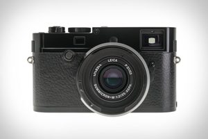 leica m 246 monochrom your mark camera Pure Luxe