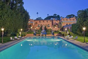 the beverly house amerika the agency Pure Luxe