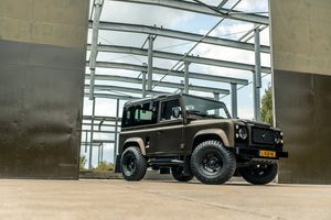Defender 90