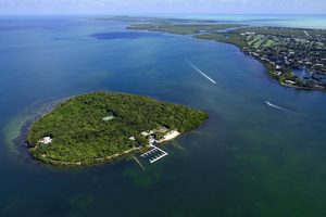 priv&eacute;-eiland