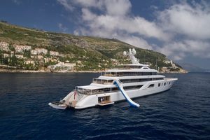 Feadship Aquarius