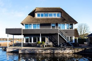 Villa Loosdrechtse Plassen