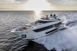 Ferretti 1000