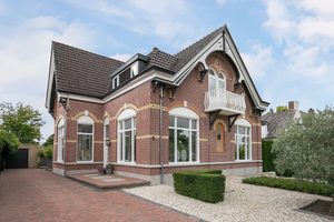 Gemoderniseerde villa-01