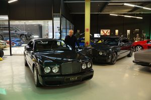 Floris neemt je graag mee voor een rit in de Bentley Brooklands Coup&eacute;.