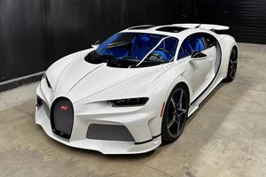 Bugatti Chiron Elephant Blanc