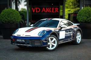 Porsche 911 Dakar
