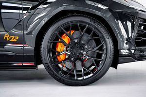 De Lamborghini Urus van Rico Verhoeven staat te koop op Marktplaats