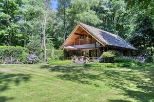 De houten loghome in Bennekom
