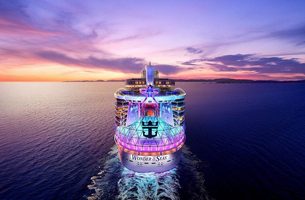 Voor diegene die wel raad weten met een jacht of cruise, komt er binnenkort iets heel speciaals. Het cruiseschip: Wonder of the Seas cruiseschip