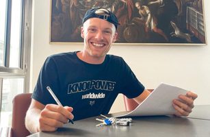 Enzo Knol