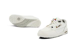 Omega Sports Apple-computersneakers-03