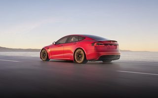 Tesla Model 3 - Hertz