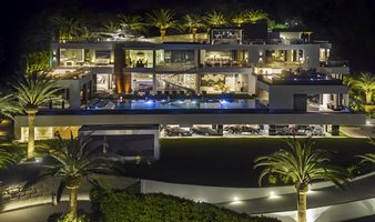 villa bel air autoverzameling bruce makowsky amerika Pure Luxe