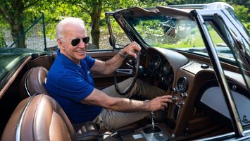 hoeveel verdient Joe Biden