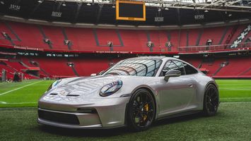 Porsche 911 GT3-02