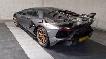 Lamborghini Aventador SVJ Roadster-02