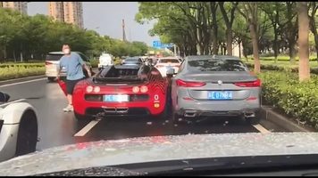 Bugatti Veyron-01