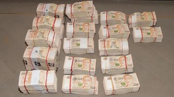 Singapore $ 1 miljard
