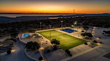 luxe villa op Airbnb in Milna, Kroati&euml;