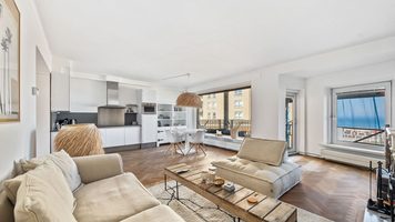 Appartement Ren&eacute; van der Gijp