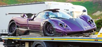 Pagani Zonda van Lewis Hamilton-01