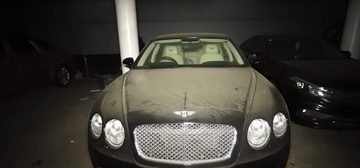 verlaten garage-1