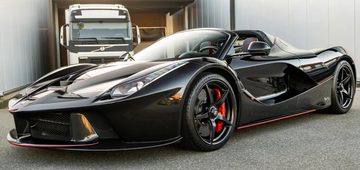 Ferrari LaFerrari Aperta