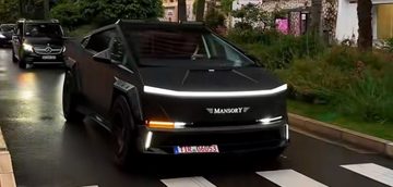 De MANSORY Tesla Cybertruck rijdt door de straten van Monaco