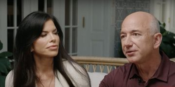 Amazon Jeff Bezos-01