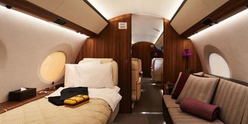 first class PURE LUXE