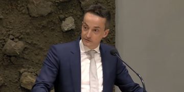 Tjebbe van Oostenbruggen staatssecretaris van Financi&euml;n