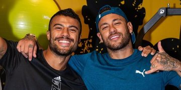 Neymar Jr. heeft een nieuwe Ferrari Purosangue op de kop getikt