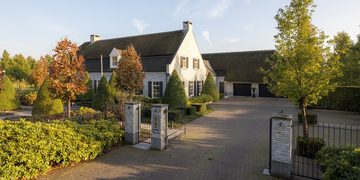 gigantische villa someren.
