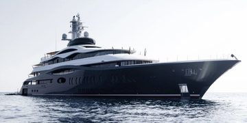 Feadship Launchpad, &eacute;&eacute;n van de superjachten van Mark Zuckerberg die dat van Jeff Bezos trof