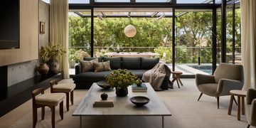 De living van de villa van Maria Sharapova