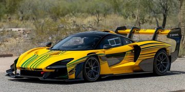 De McLaren Senna GTR die te koop staat op een veiling.