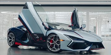 De voorzijde van de unieke Lamborghini Revuelto