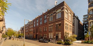 De buitenzijde van het penthouse in het Amsterdamse Oud-Zuid