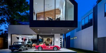 dit is de droomwoning van iedere autoliefhebber in Austin Texas Pure Luxe