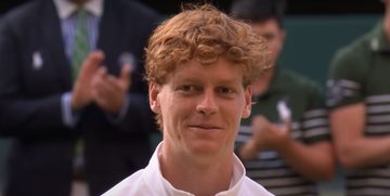Jannik Sinner na afloop van de finale van Wimbledon